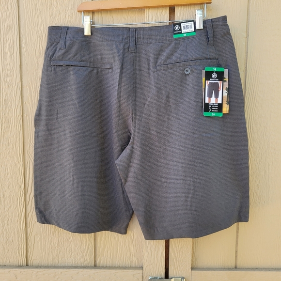 Hang Ten Hybrid Shorts - Picture 3 of 8